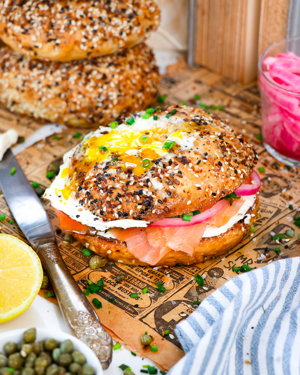 (Easy Breakfast) EggNHole Lox Bagels